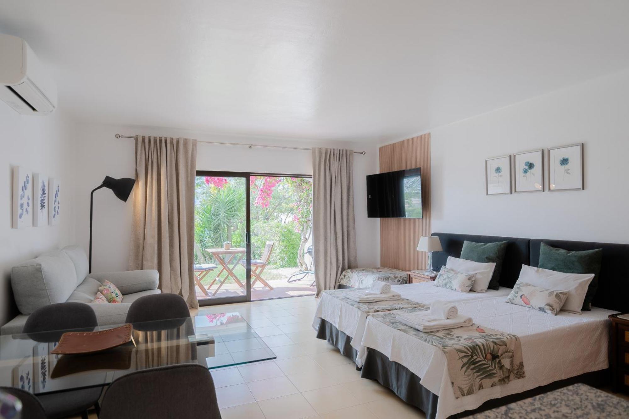 Seacoast Retreat With Pool And Beach Access By Drago Rentals Albufeira Extérieur photo